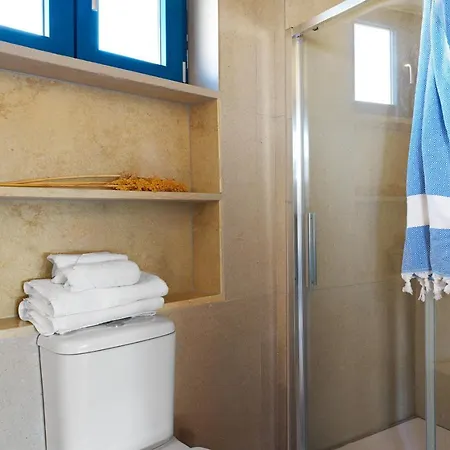 Apartmán Peristerona, The Orchard Loft, Secluded Balcony Near Polis And Paphos